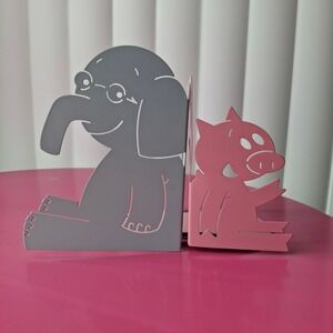 Mo Willems Elephant and Piggie Metal Bookends Set Grey Pink